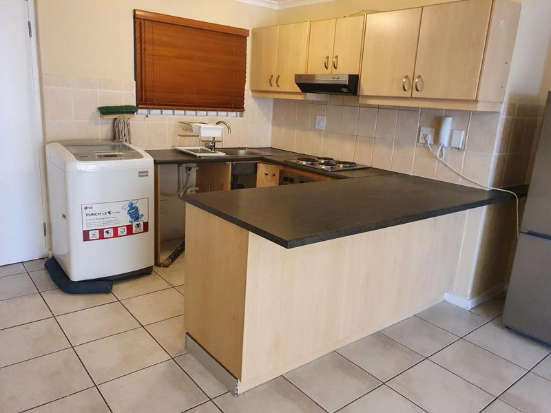 To Let 2 Bedroom Property for Rent in Salt River Western Cape